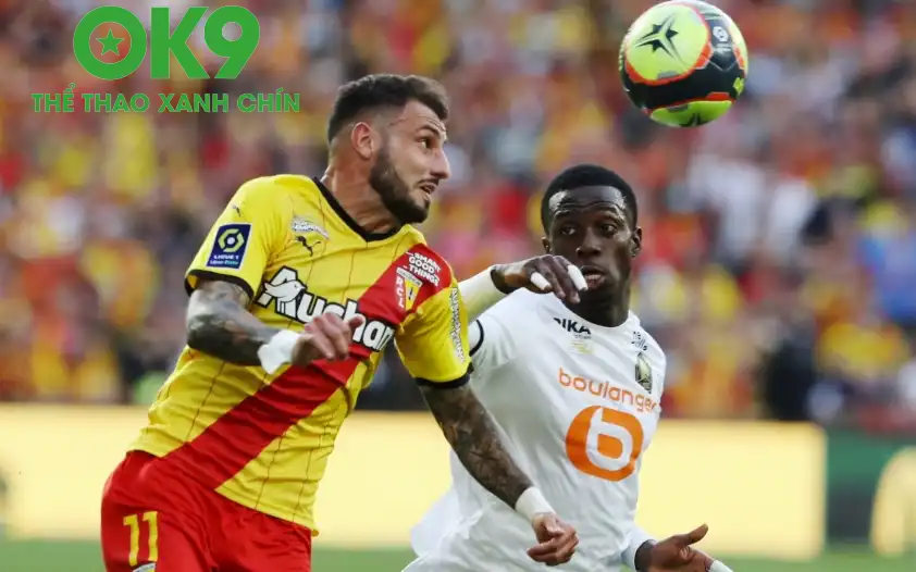 Lens dễ mất kiểm soát trước các đội chơi áp sát và kiểm soát bóng tốt